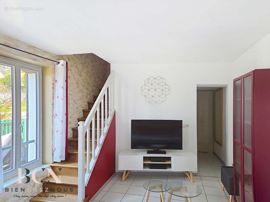 Maison à MONTSOULT