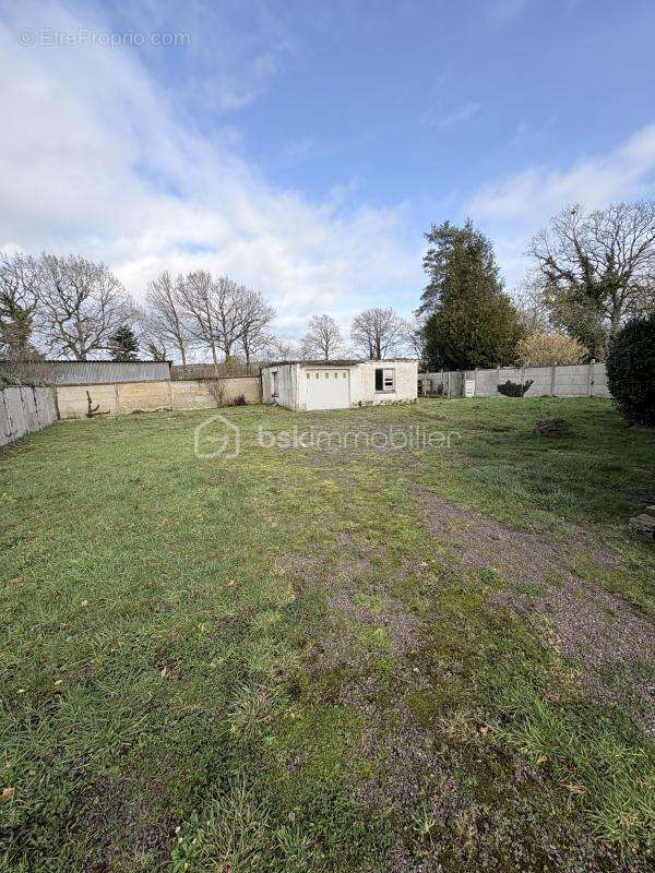 Terrain à BAGNOLES-DE-L'ORNE