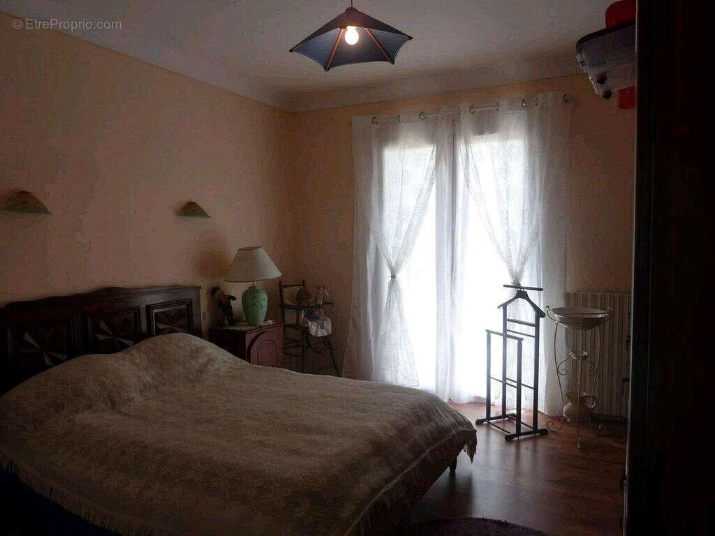 Maison à FUMEL