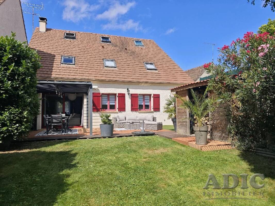 Maison à MOUSSY-LE-NEUF