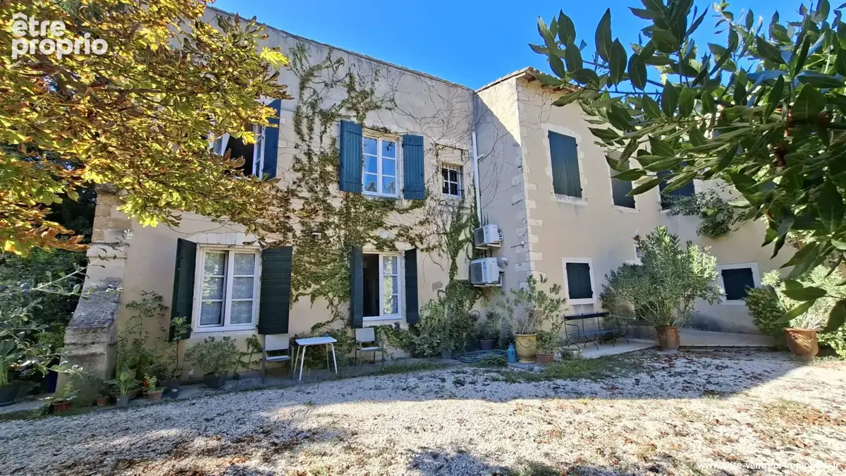 Maison à LE PONTET