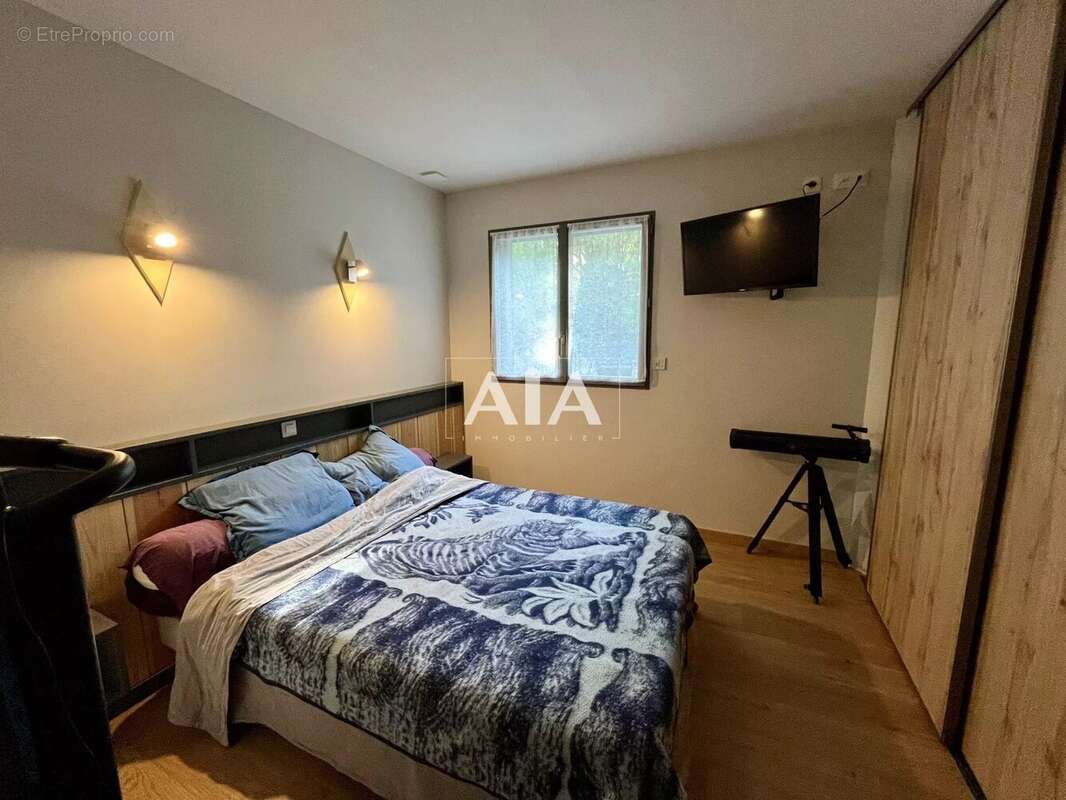 Maison à NANTEUIL-EN-VALLEE