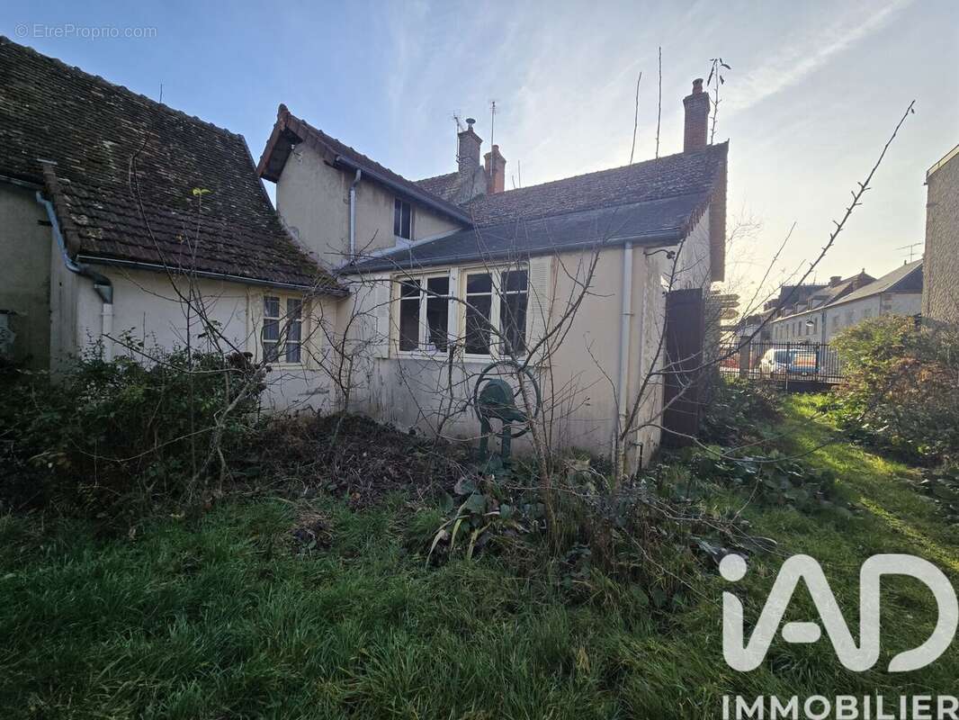 Photo 9 - Maison à SAINT-ENNEMOND