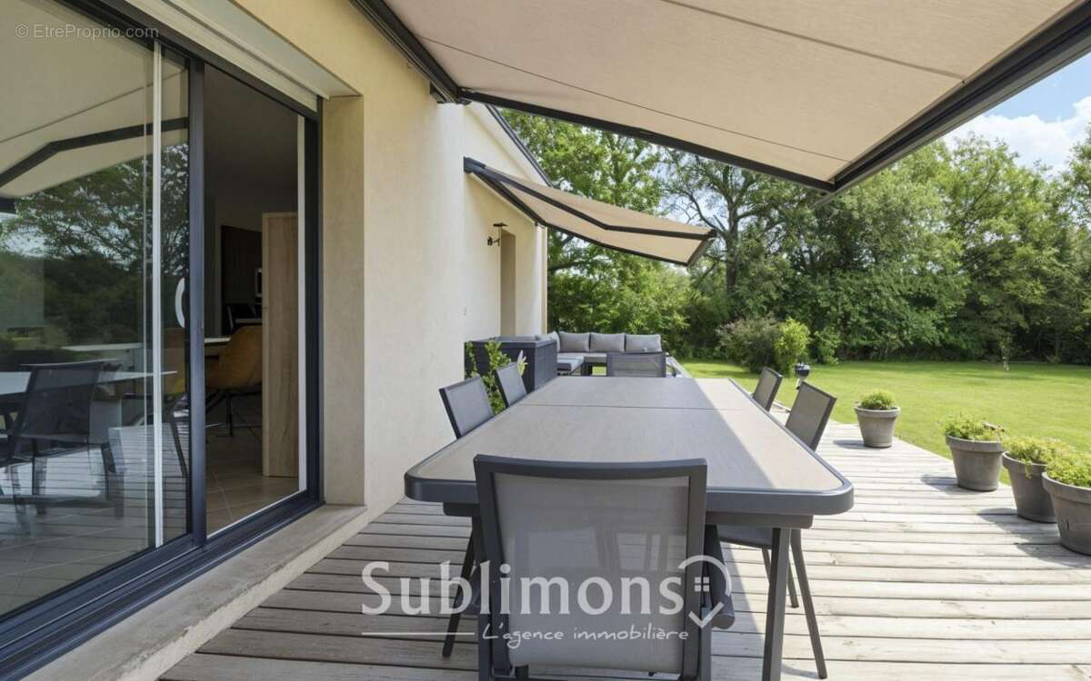 Maison à GRAND-CHAMP