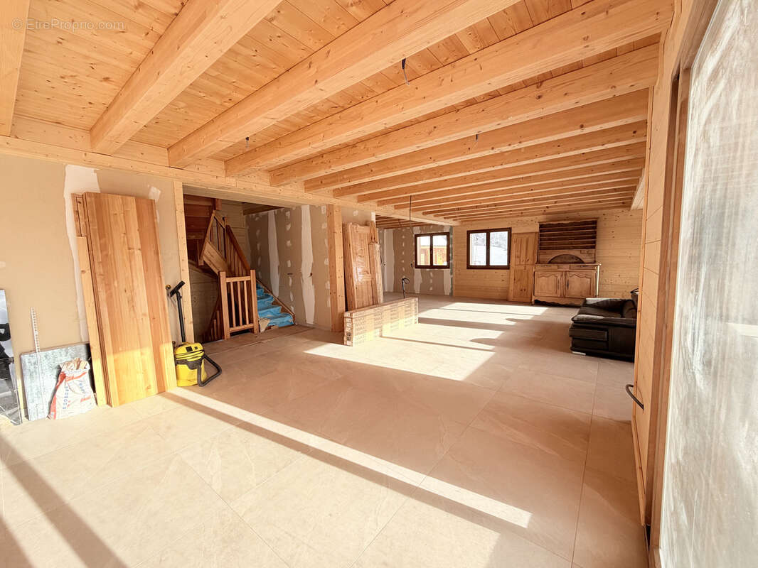 Maison à FONTCOUVERTE-LA-TOUSSUIRE