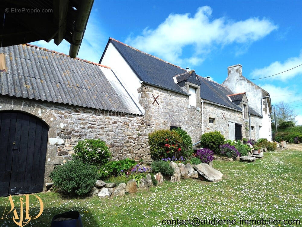Maison à AUDIERNE