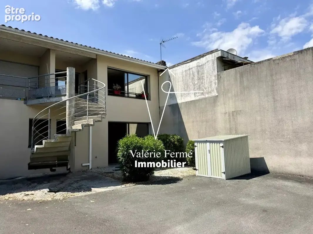 Local Professionnel, 78 m2, plain-pied, 3 places de stationnement privatives - Pessac-Centre. - photo 16