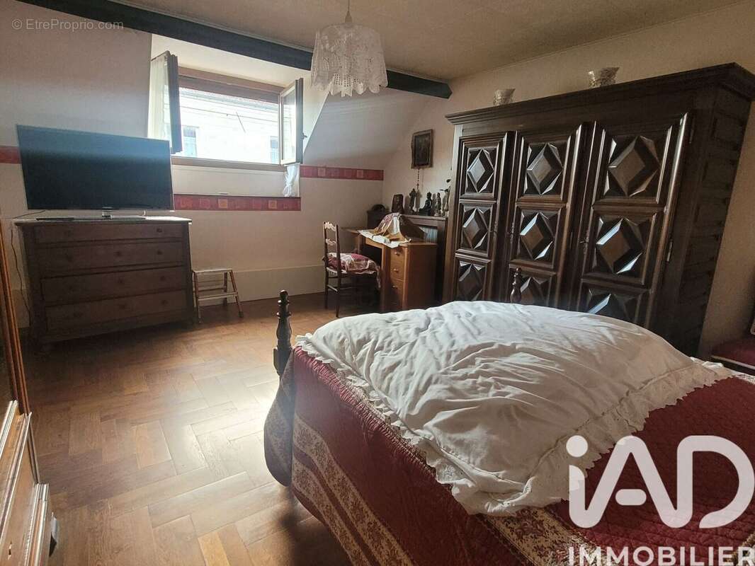 Maison 110 m² à Seugy  - photo 8