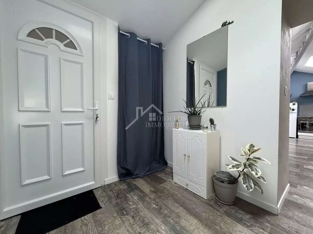 Appartement 3 pièces - 57.18m² - photo 4
