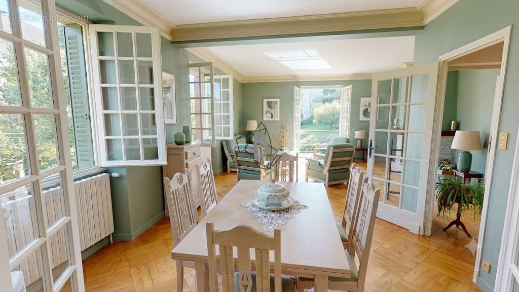 Maison - 195m2 - salles-curan - photo 11