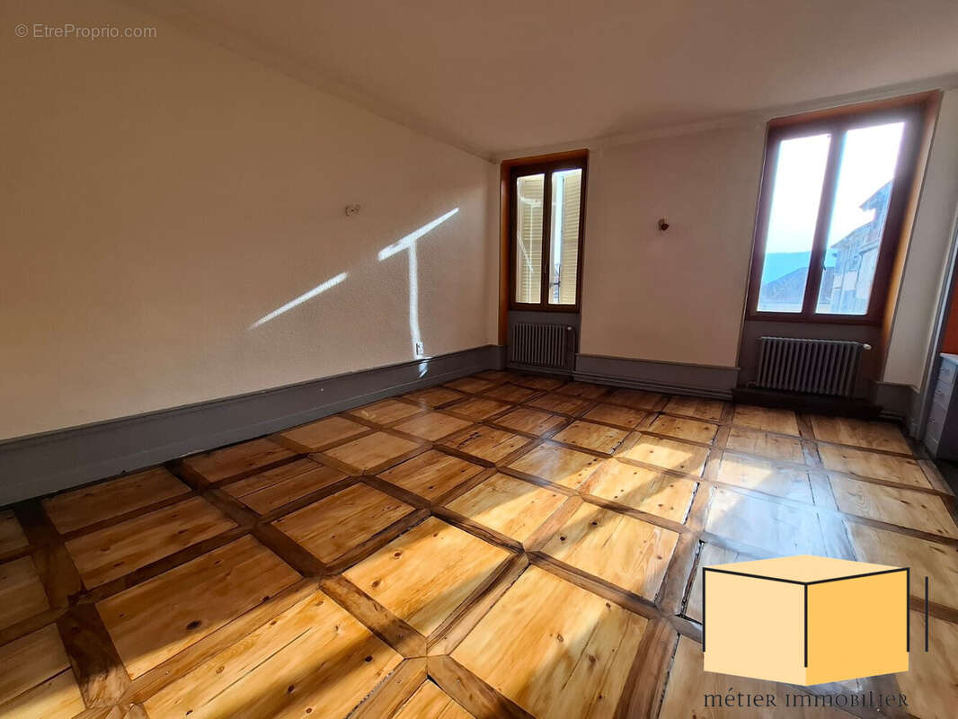 Appartement à BELLEY