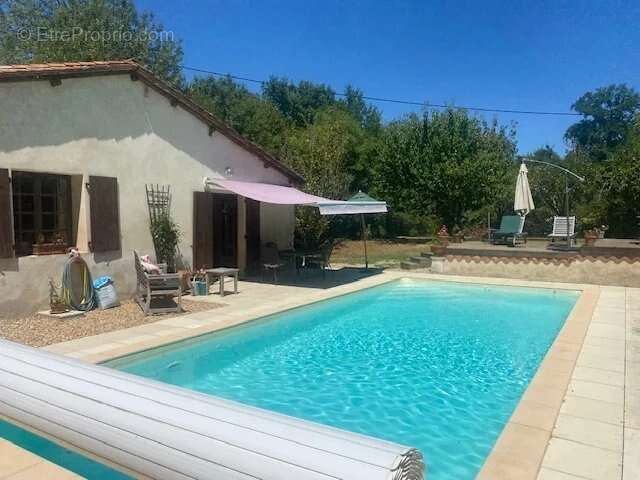 Jolie maison de deux chambres avec chalet indépendant et piscine chauffée - photo 2