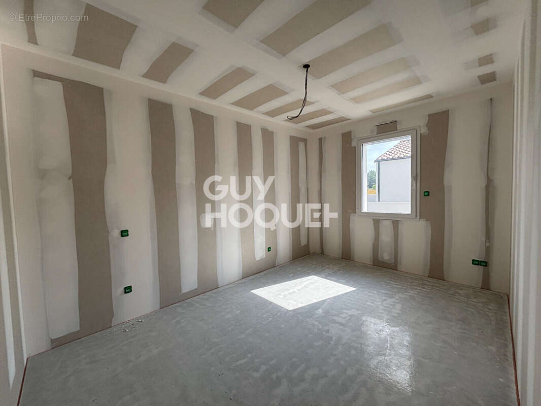 Maison à SALLERTAINE