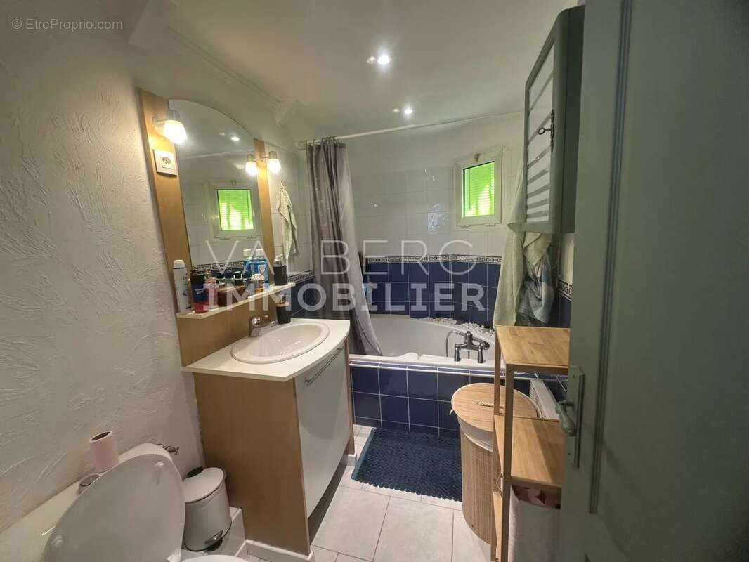 Grange renovee 2/3 p 50 m² villetale - photo 2