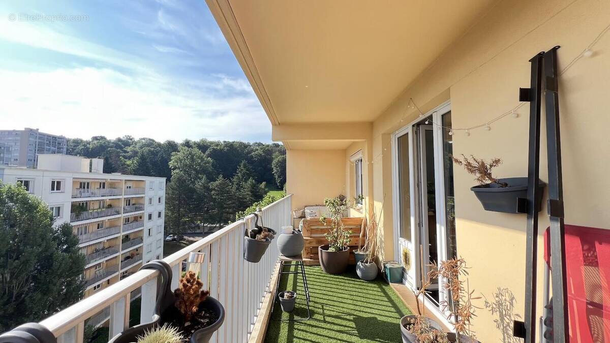 Photo 1 - Appartement à TASSIN-LA-DEMI-LUNE