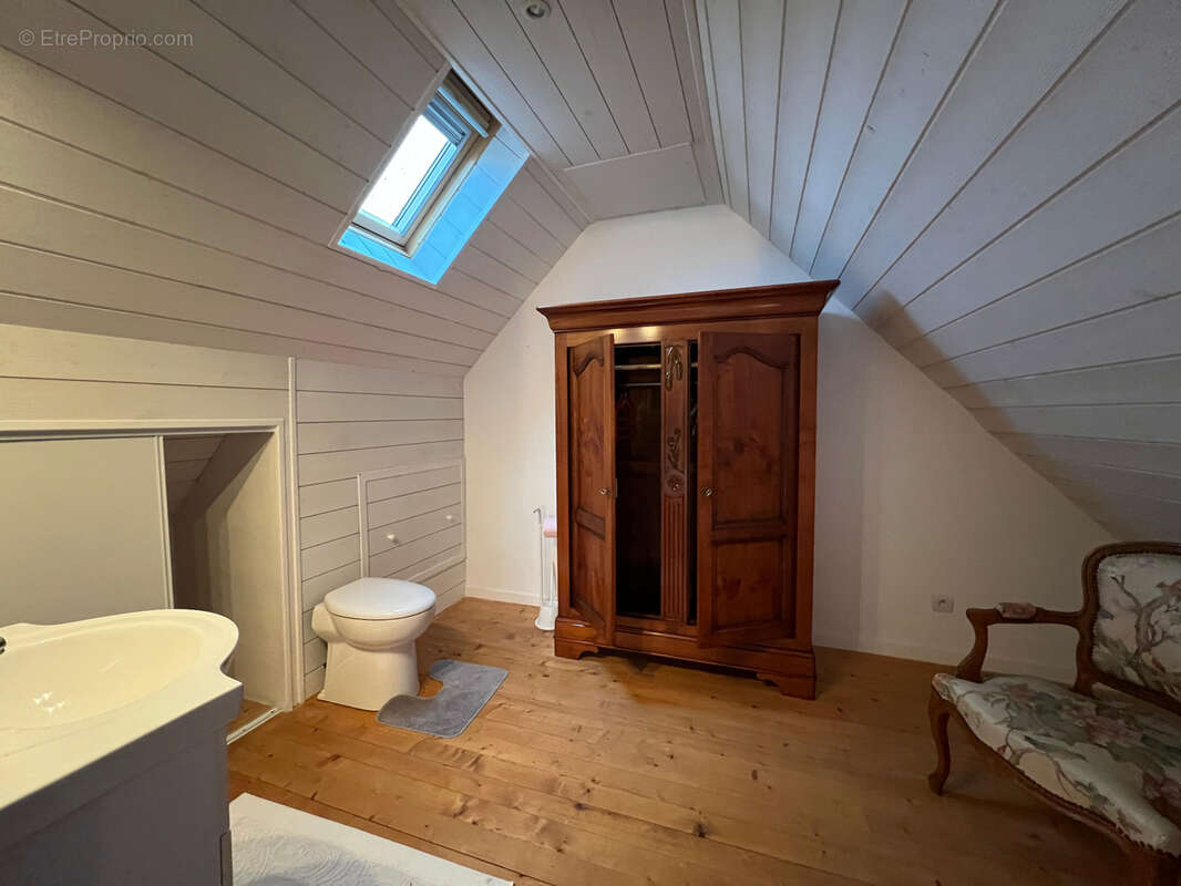 Maison à SAINT-JACUT-DE-LA-MER