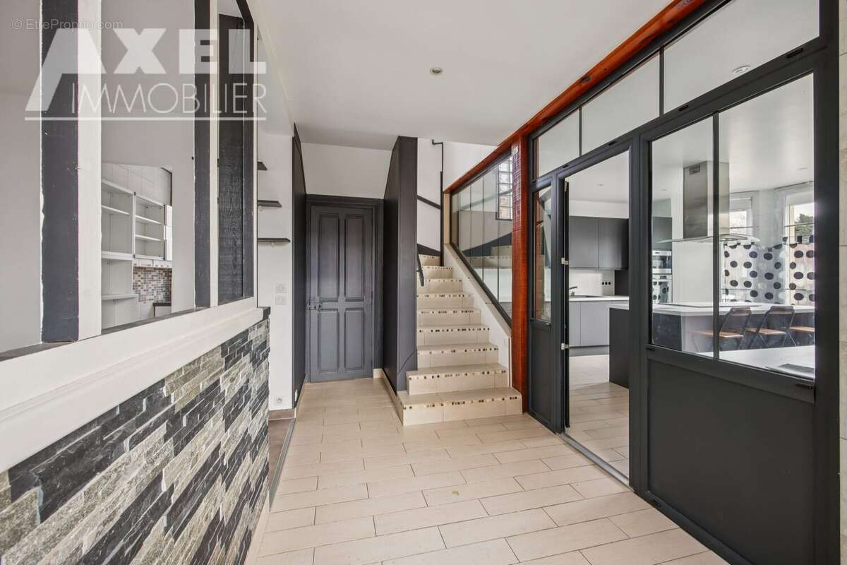 Maison à BOIS-D'ARCY