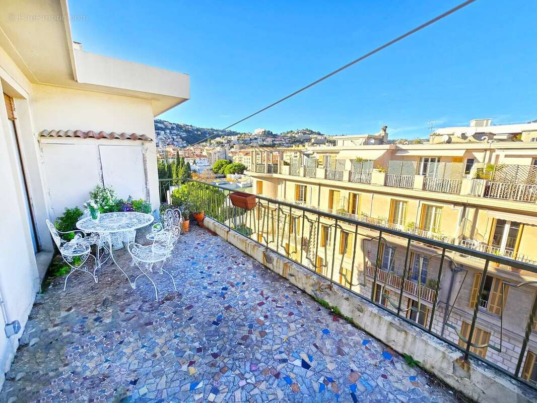 Appartement à NICE