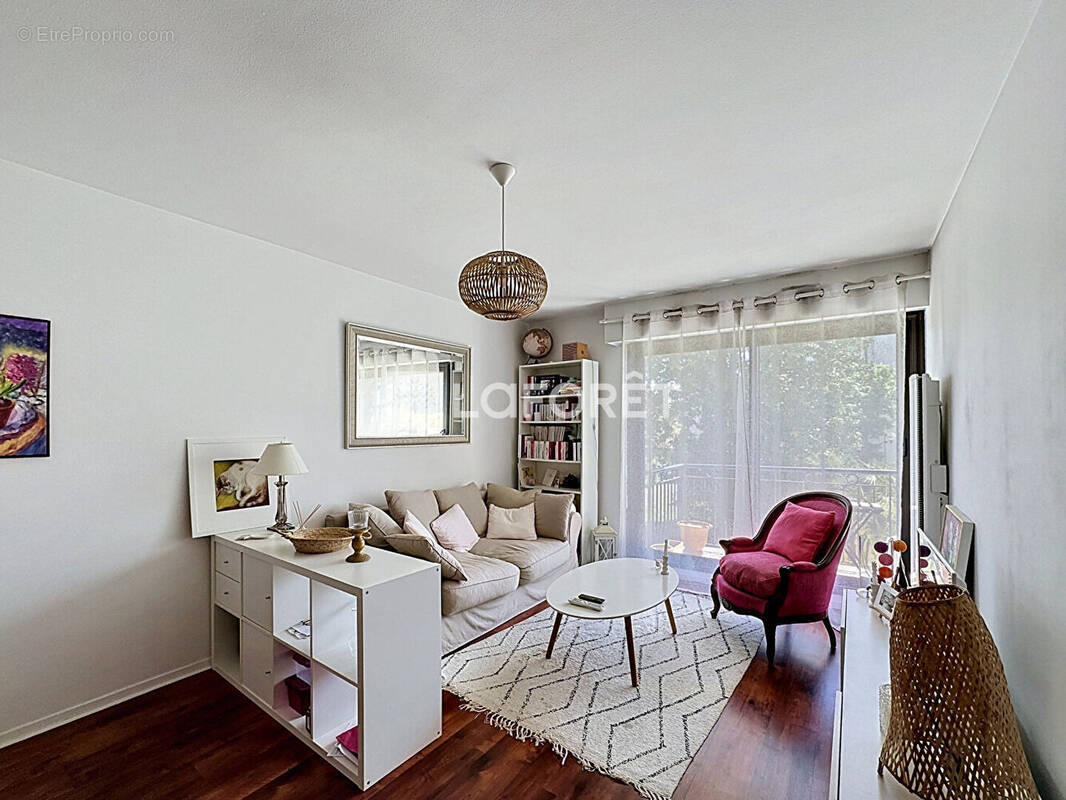 Appartement à LE BOUSCAT