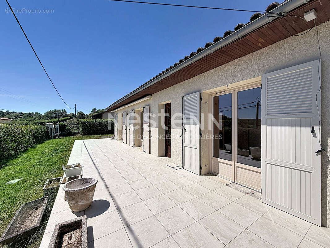 Maison à CASTILLON-MASSAS