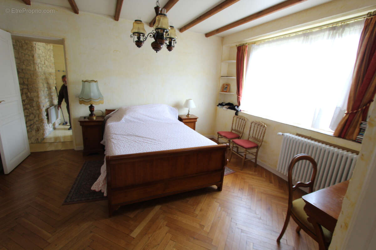 Maison à LA CHARITE-SUR-LOIRE