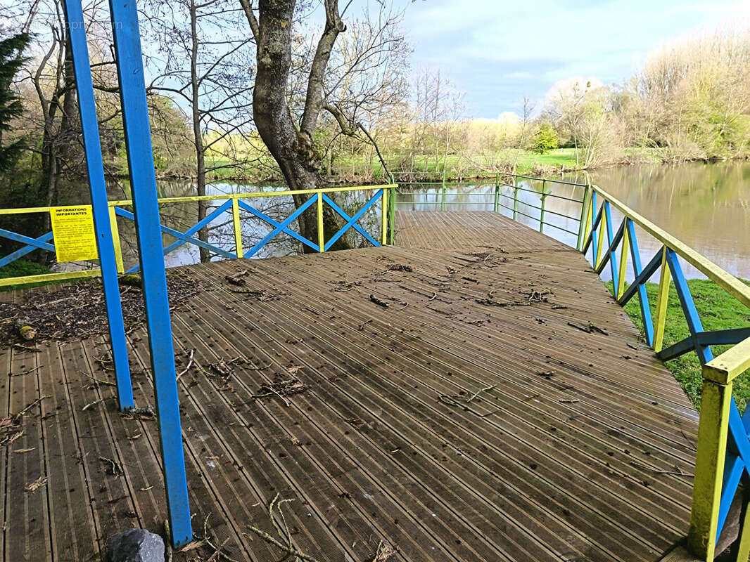 Terrain à LESQUIELLES-SAINT-GERMAIN