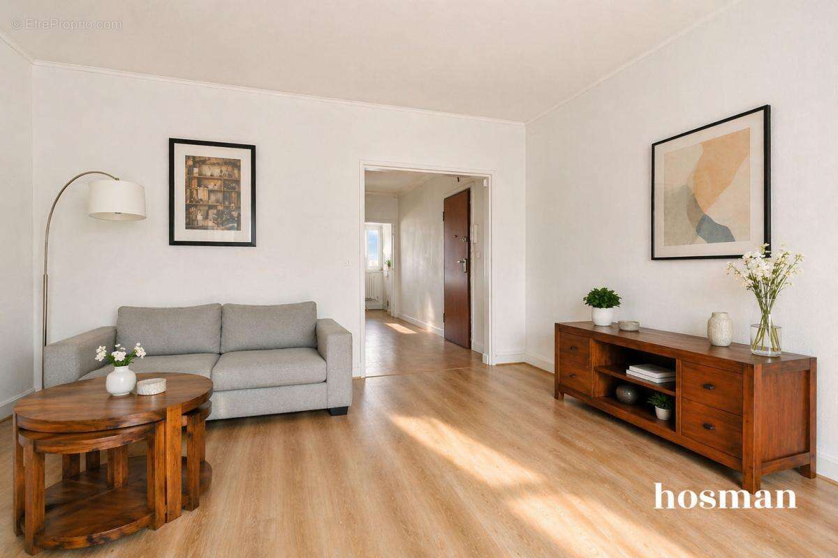 Appartement à COURBEVOIE