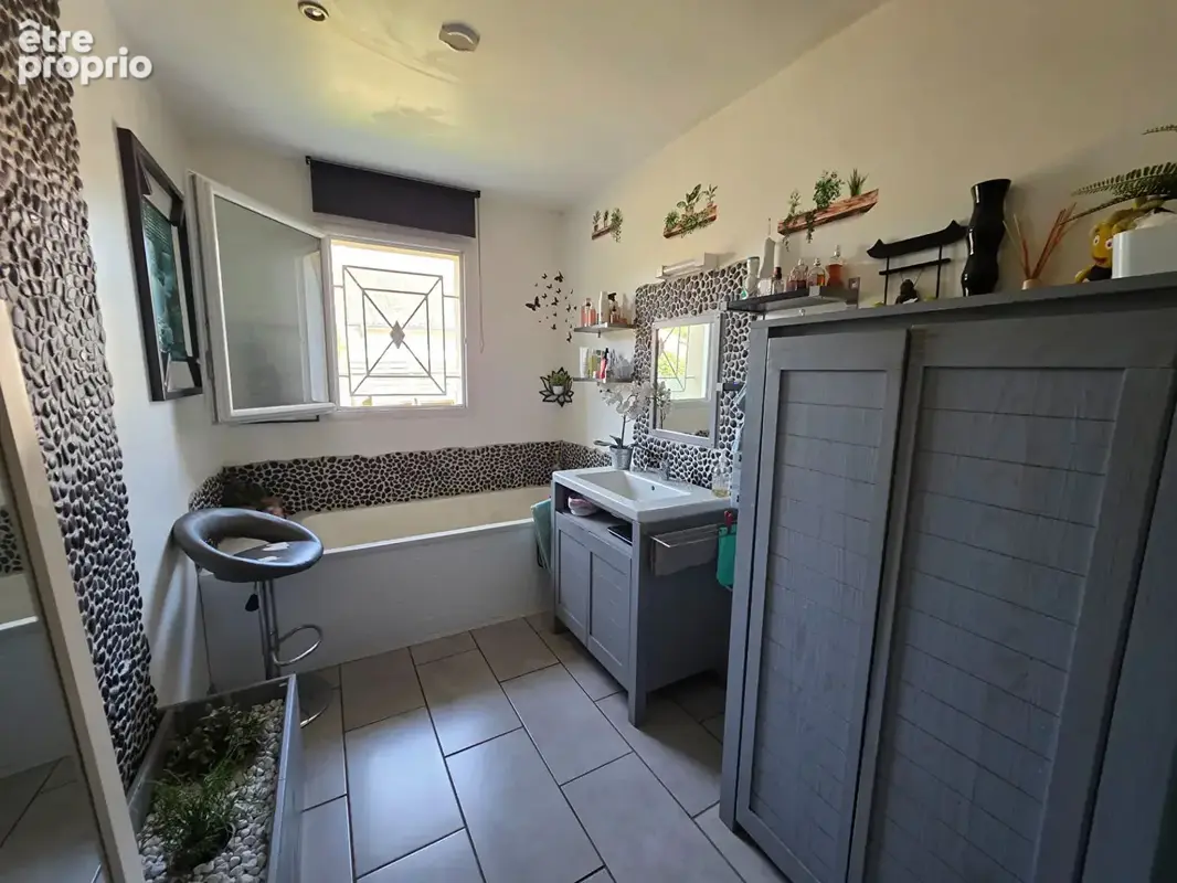 ORTHEVIELLE, à 5 mn de PEYREHORADE, Maison 6 pièces 120 m2+ garage 70m² - photo 6