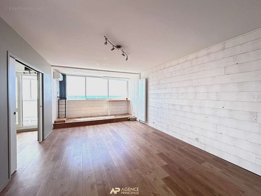 Appartement  3 pièces - Garage - Vue mer - photo 2