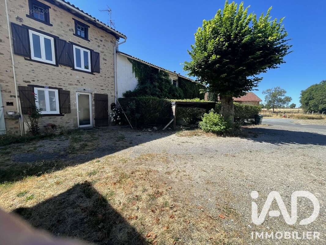 Maison 50 m² à Limoges  - photo 2
