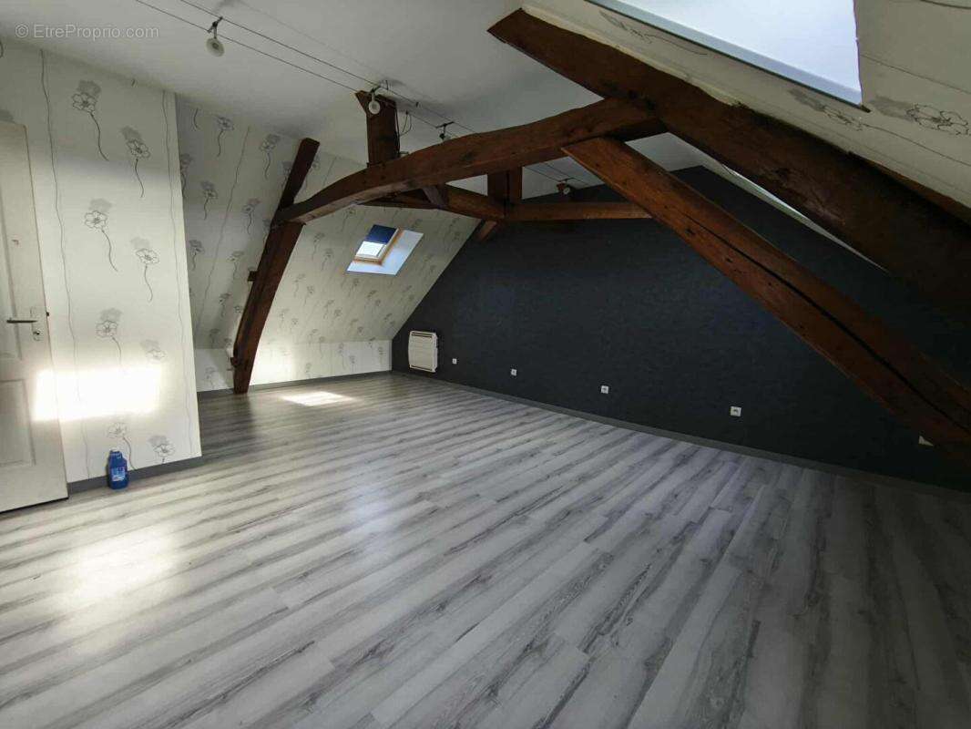 Maison 8 pièce(s) 211 m2 - photo 11