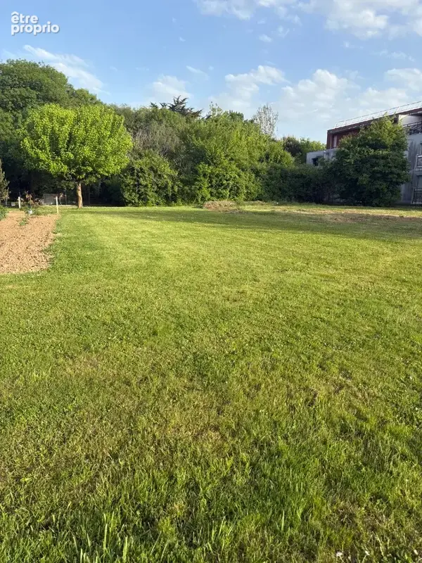 Terrain à LIBOURNE