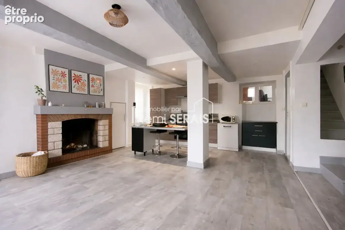 À saisir à Nonant-le-Pin : Maison avec jardin, garage et dépendance - photo 2
