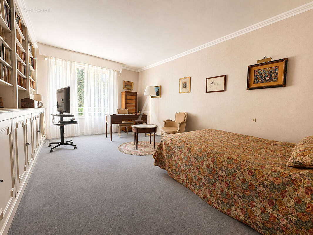 Appartement à FONTENAY-SOUS-BOIS