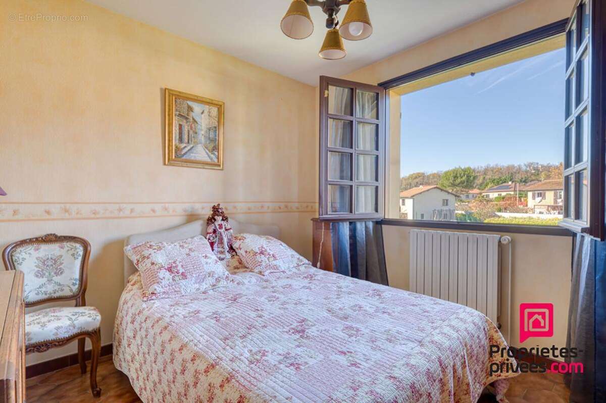 Maison à SAINT-SYMPHORIEN-D&#039;OZON