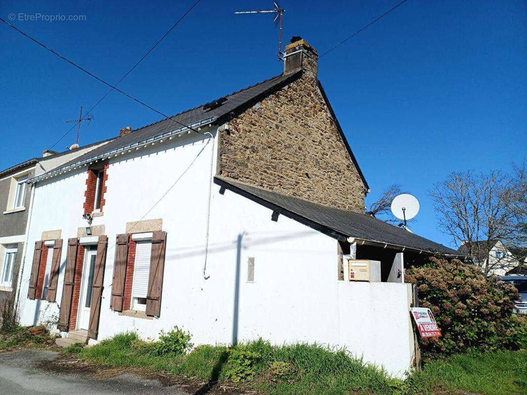 Maison à NIVILLAC