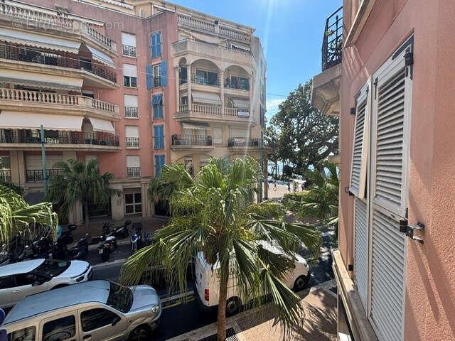 Appartement à MENTON