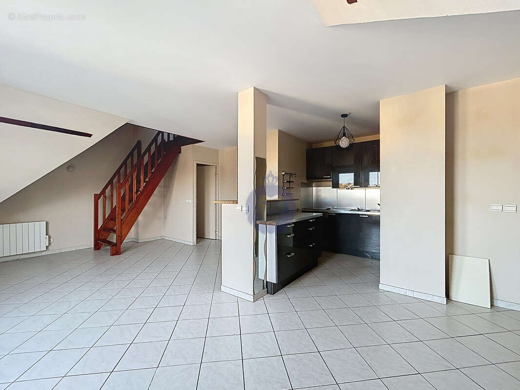 Appartement à MELUN