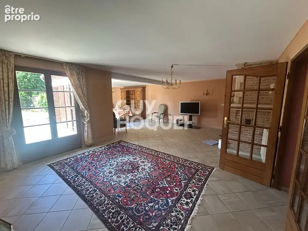 A VENDRE à COULOGNE - Semi plain-pied de 235 M² - 3 chambres - Parcelle de 1 288 M² - Garage. - photo 6