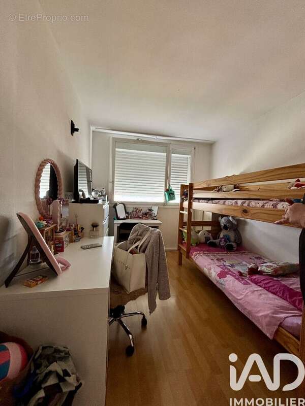 Photo 8 - Appartement à SAINT-ETIENNE-DU-ROUVRAY