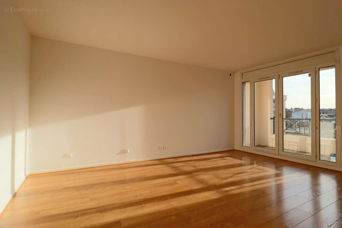 Appartement à LIVRY-GARGAN