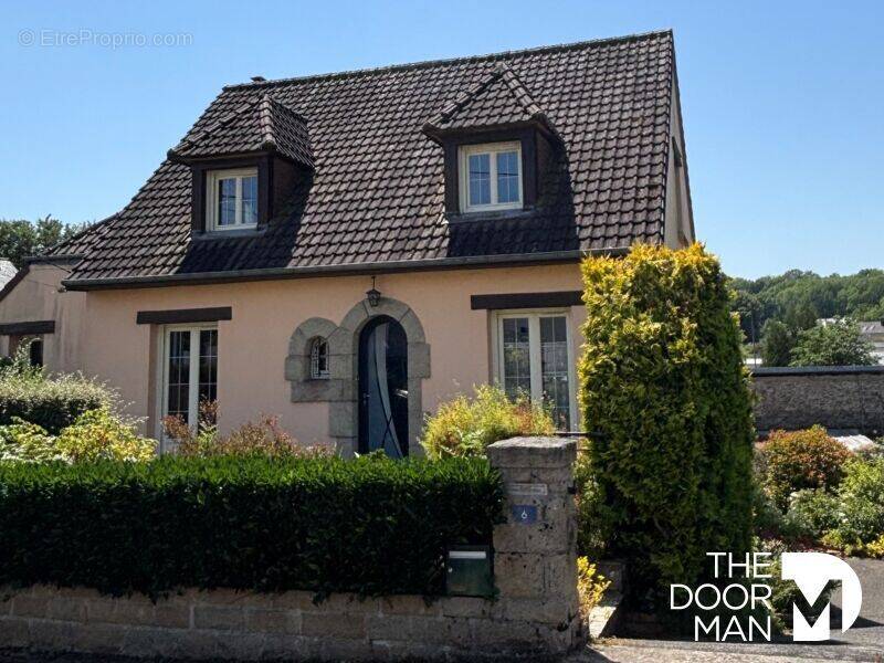 Maison à SAINT-BERTHEVIN