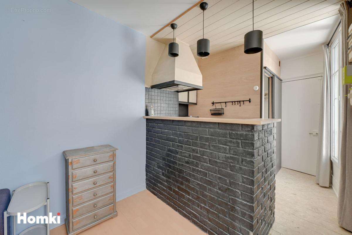 Appartement à PARIS-15E