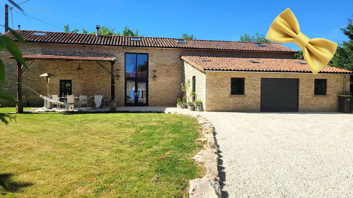 Maison à MAUPREVOIR