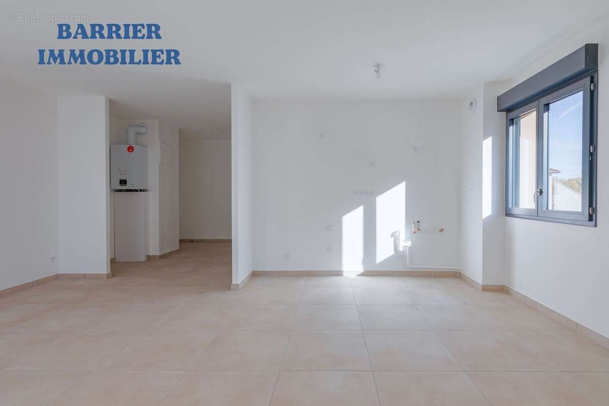 Appartement à CHAVANOZ