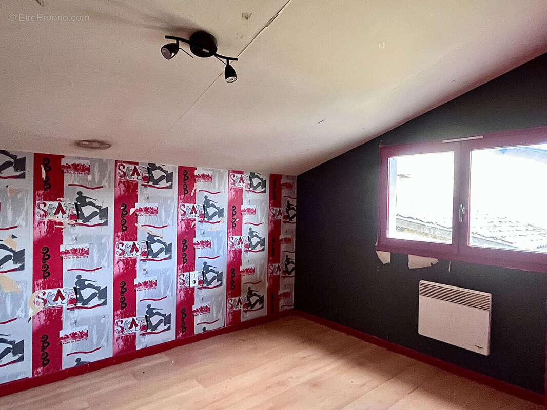 Maison Peschadoires 4 pièce(s) 140 m2 - photo 7
