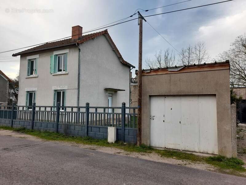 Maison à CORBIGNY
