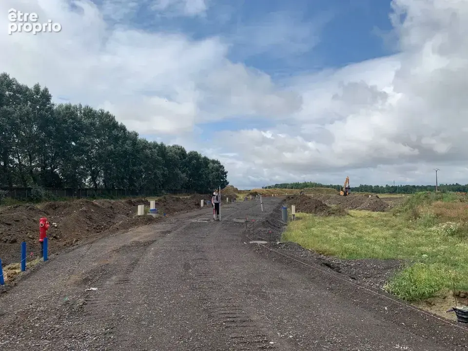 Photo Terrain à Douvrin au prix de 64 000€