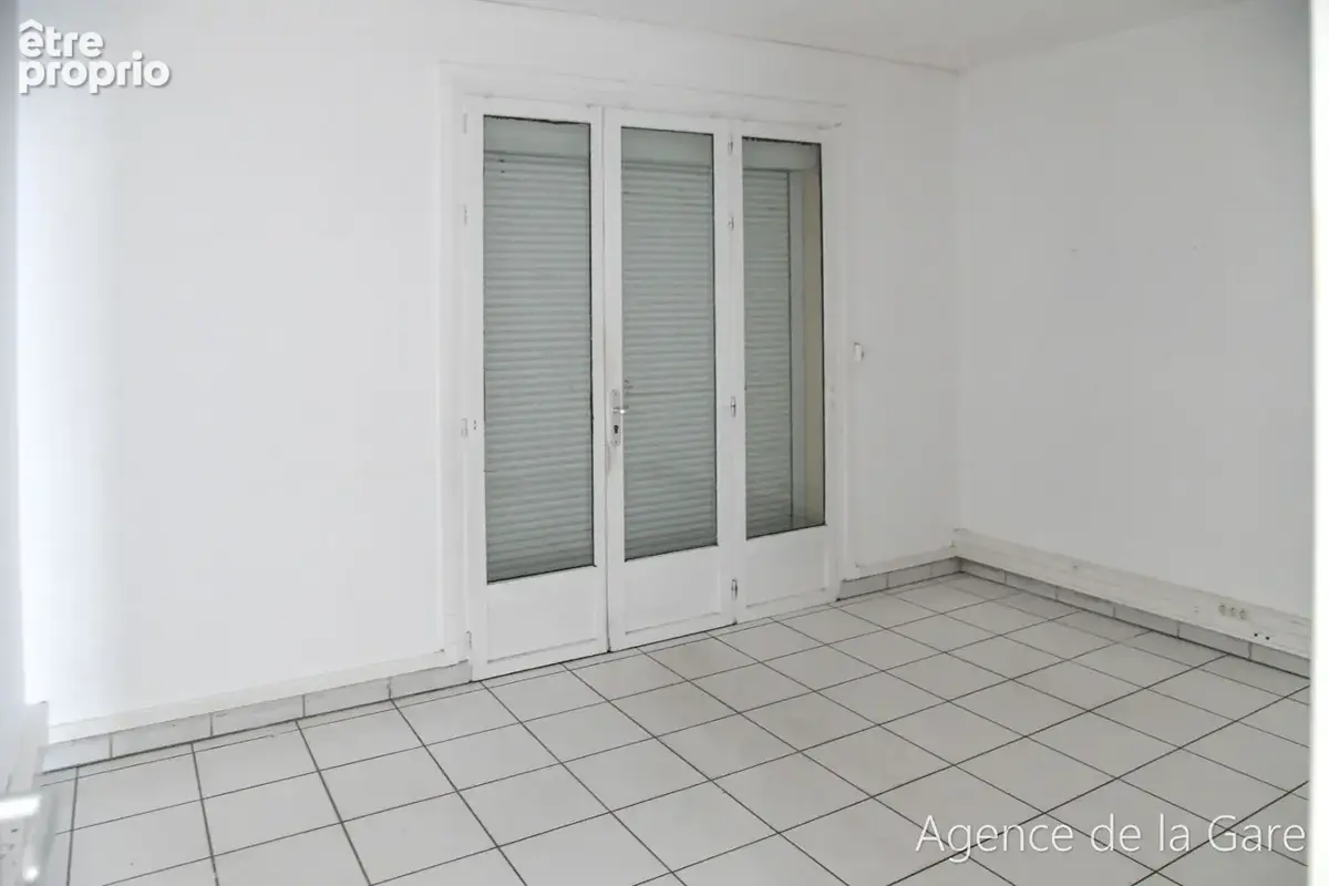 Local commercial Sartrouville 8 pièces 180 m2 - photo 5