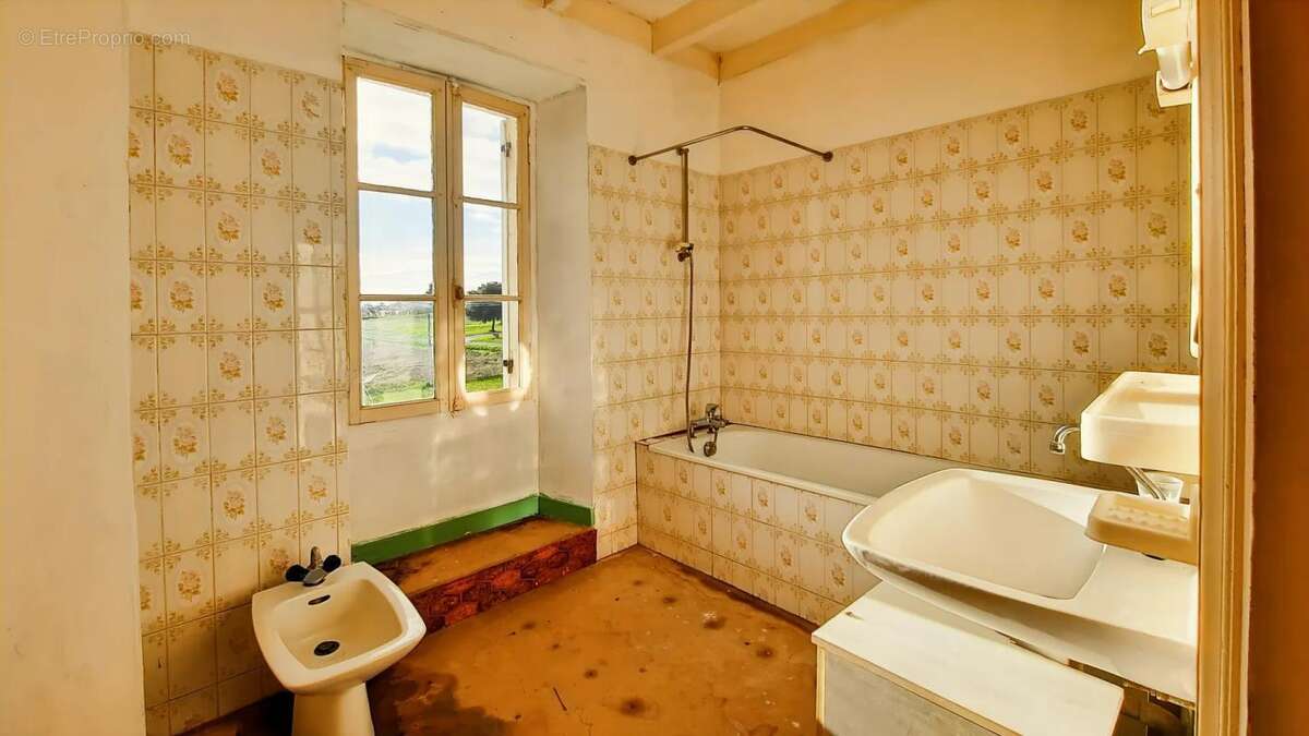 Maison à SAINT-FORT-SUR-GIRONDE